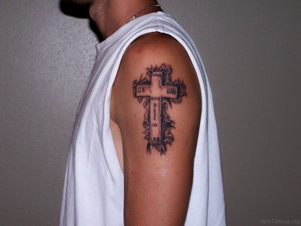 img/22_cross-arm-tattoos-everything-you-need-to-know.webp